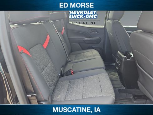 Certified 2024 Chevrolet Colorado Z71 w/ LPO, Dark Essentials Package AWD/4WD image 17