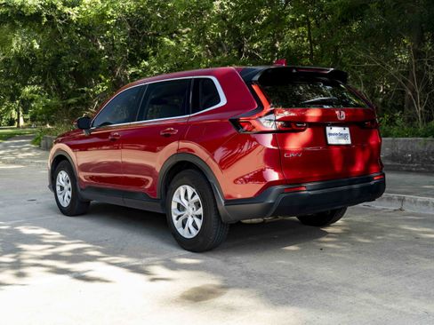 Used 2024 Honda CR-V LX image 7