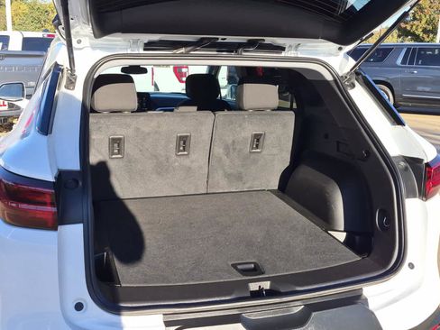 Certified 2025 Chevrolet Blazer LT image 9