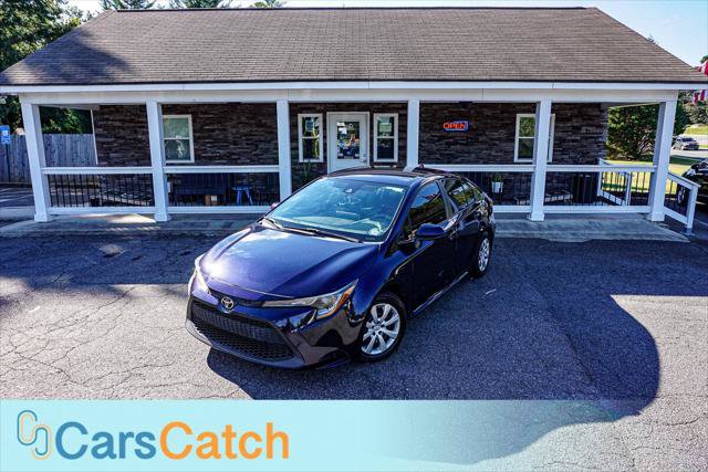 Used 2020 Toyota Corolla LE FWD image 2