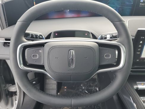 New 2026 Lincoln Nautilus Reserve image 15