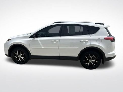 Used 2018 Toyota RAV4 SE w/ Power Extra Value Package AWD/4WD image 5