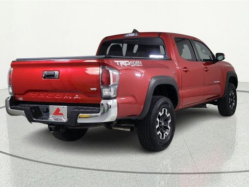 Used 2022 Toyota Tacoma TRD Off-Road AWD/4WD image 5