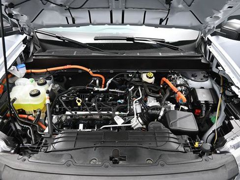 Used 2025 Ford Maverick XLT w/ XLT Luxury Package FWD image 22