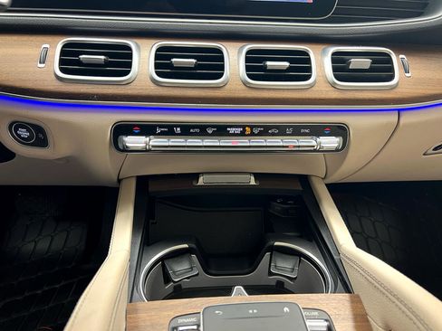 Used 2022 Mercedes-Benz GLE 350 4MATIC w/ AMG Line Exterior image 22