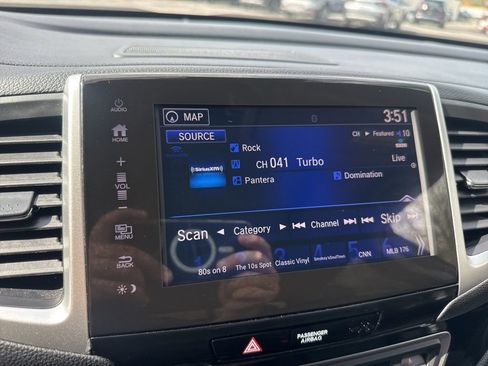 Used 2020 Honda Ridgeline RTL-E image 26