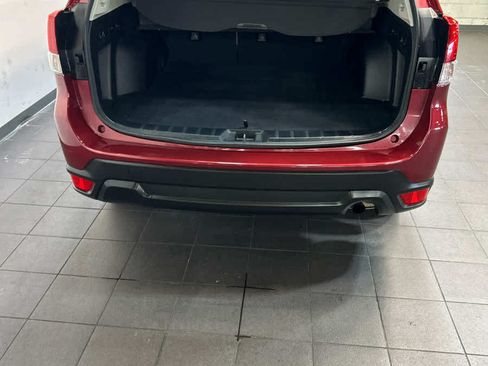 Used 2024 Subaru Forester Premium AWD/4WD image 11