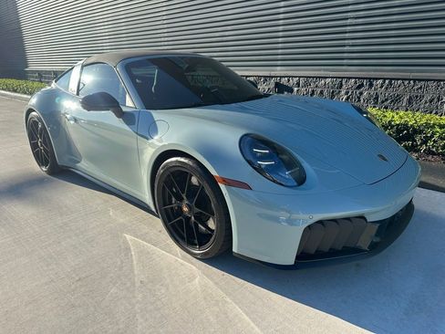 Used 2025 Porsche 911 Targa 4 GTS image 12