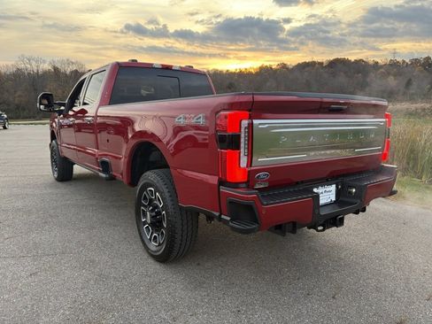 Used 2024 Ford F350 Platinum image 3