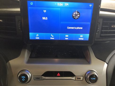 Used 2021 Ford Explorer 2WD image 25