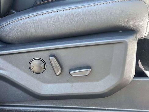 New 2025 Ford F250 Lariat w/ Lariat Ultimate Package image 30