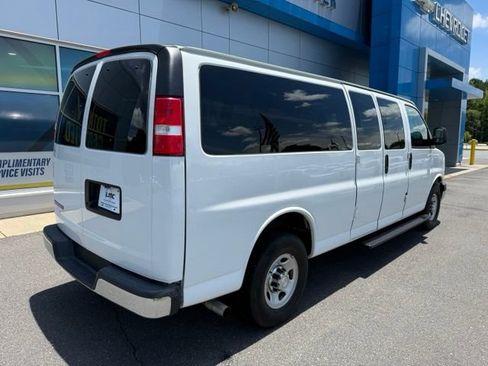 Used 2019 Chevrolet Express 3500 LT w/ LT Preferred Equipment Group RWD image 8