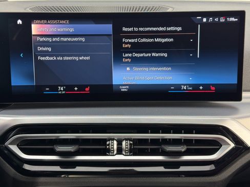 Used 2023 BMW i4 eDrive40 w/ Premium Package image 29