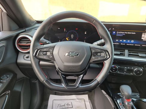 Used 2024 Chevrolet Trax RS image 16