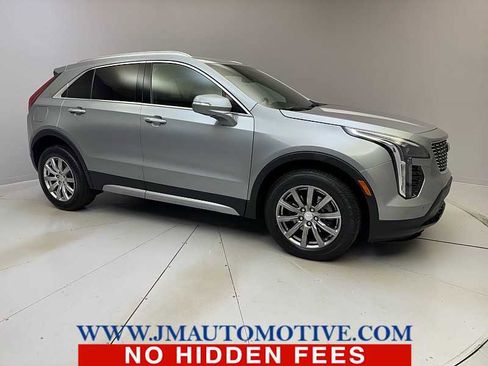 Used 2023 Cadillac XT4 Premium Luxury image 7