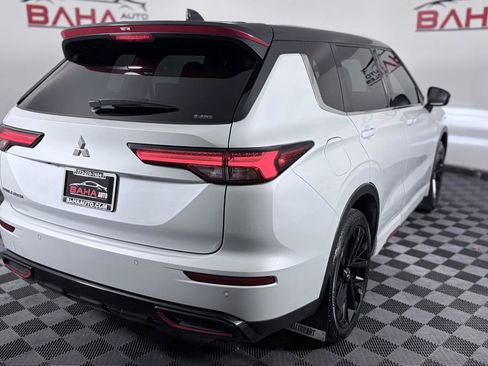 Used 2023 Mitsubishi Outlander ES AWD/4WD image 6