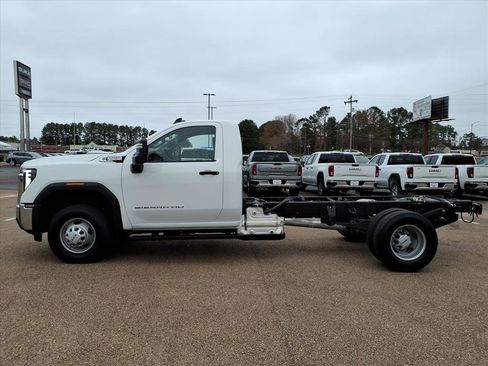 Used 2024 GMC Sierra 3500 Pro w/ Ambulance/Fire/Rescue Package image 1