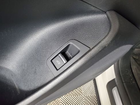 Certified 2023 Audi Q8 Premium w/ Convenience Package image 32