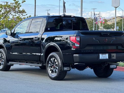 Used 2024 Nissan Titan PRO-4X w/ Pro-4x Utility Package image 6