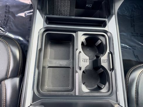 Used 2024 Ford F250 Platinum AWD/4WD image 18
