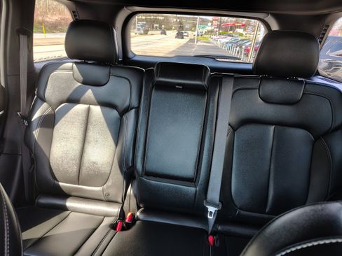 Certified 2024 Jeep Grand Cherokee Limited image 23