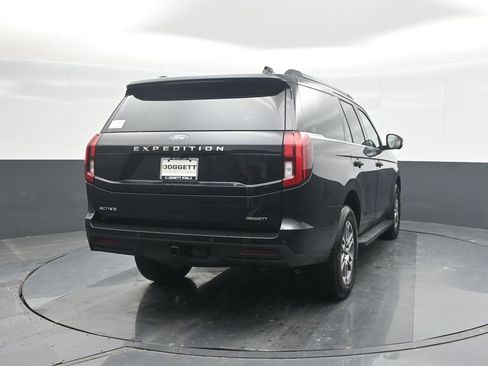 New 2026 Ford Expedition Active RWD image 24