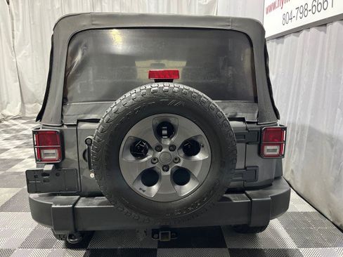 Used 2016 Jeep Wrangler Unlimited Sport w/ Quick Order Package 24S image 5