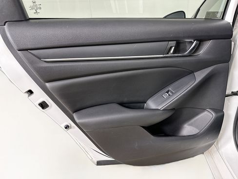 Used 2020 Honda Accord Sport image 26