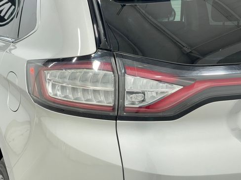 Used 2018 Ford Edge Titanium w/ Canadian Touring Package image 35