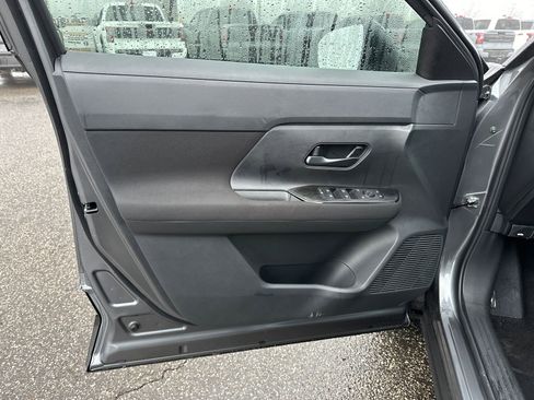 New 2026 Nissan Kicks S image 10