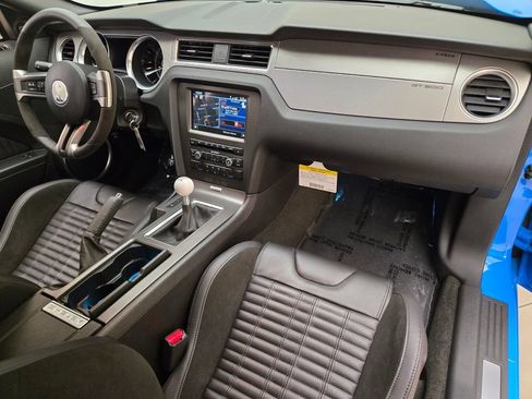 Used 2013 Ford Mustang Shelby GT500 RWD image 26