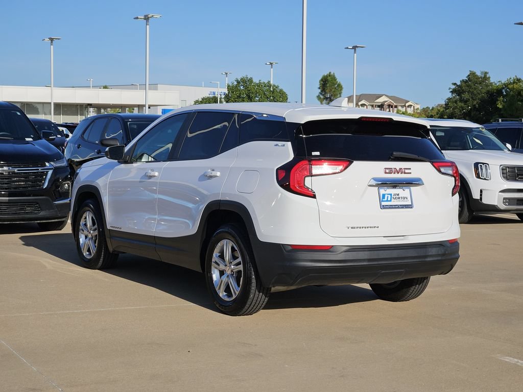 Used 2022 GMC Terrain SLE FWD image 5