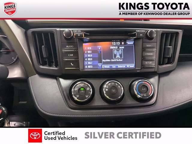 Used 2016 Toyota RAV4 LE FWD image 18