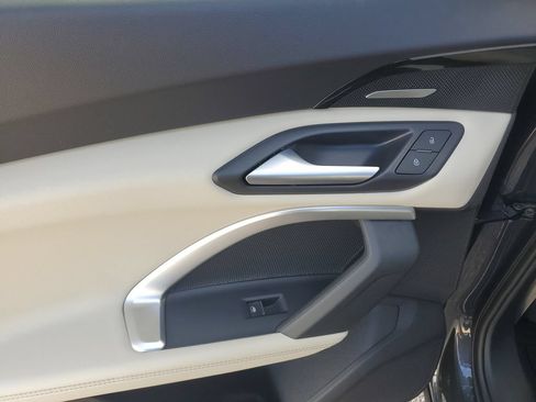 Certified 2025 Audi Q5 Premium w/ Premium Plus AWD/4WD image 19