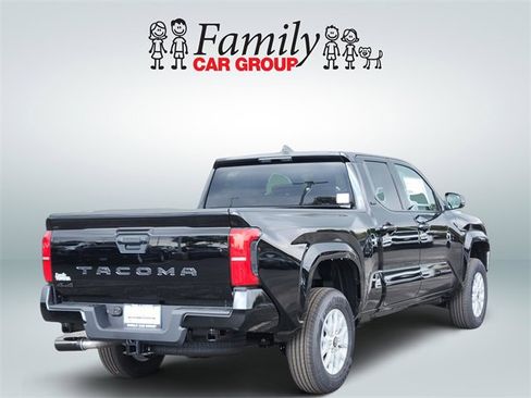 New 2025 Toyota Tacoma SR5 image 4