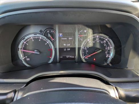 Used 2023 Toyota 4Runner TRD Off-Road Premium w/ Moonroof Package AWD/4WD image 11