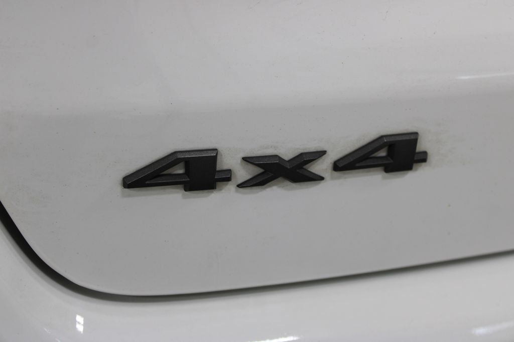 Used 2025 Jeep Compass Trailhawk AWD/4WD image 26