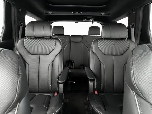 New 2025 Hyundai Palisade Calligraphy image 16