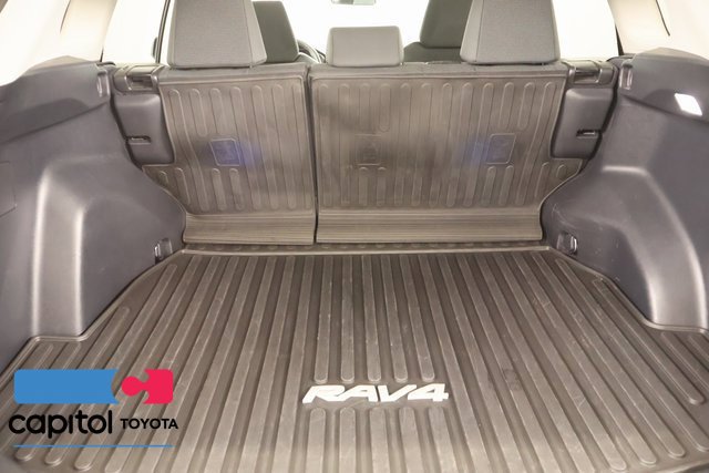 Used 2024 Toyota RAV4 LE AWD/4WD image 25