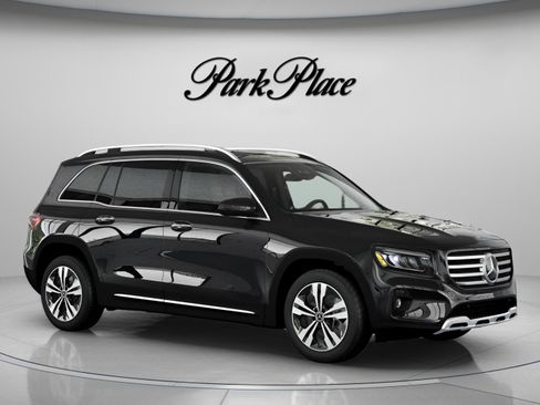 New 2026 Mercedes-Benz GLB 250 image 31