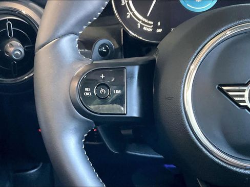 Used 2024 MINI Cooper S image 25