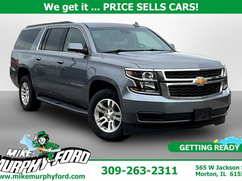 Used 2019 Chevrolet Suburban LT image 1