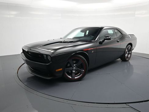Used 2014 Dodge Challenger R/T w/ R/T Redline Group image 1