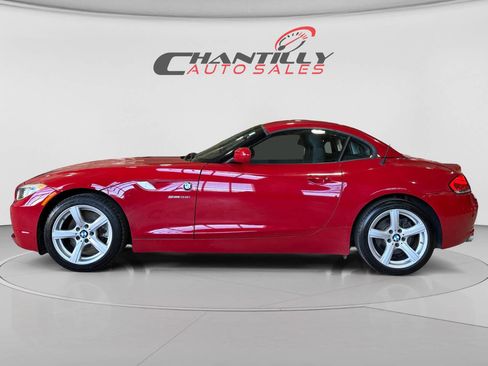 Used 2012 BMW Z4 sDrive28i RWD image 2