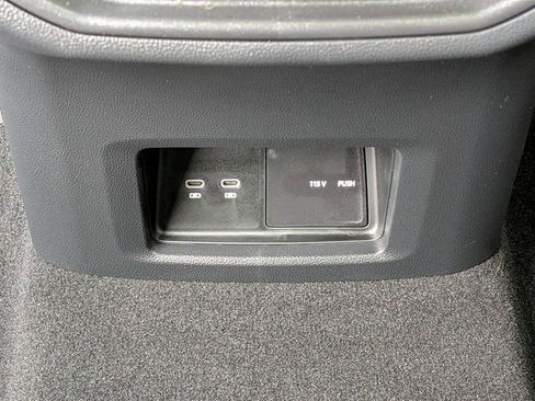 New 2026 Volkswagen Atlas SE image 25