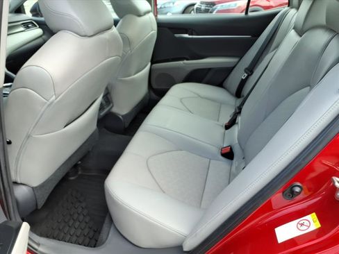 Used 2019 Toyota Camry XSE w/ Driver Assist Package image 5