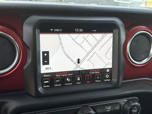 Used 2021 Jeep Wrangler Unlimited Rubicon image 10