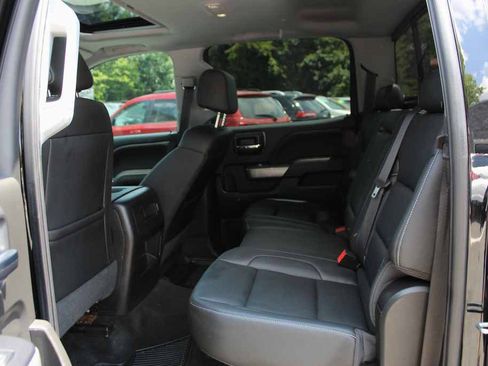 Used 2018 Chevrolet Silverado 1500 LTZ Z71 w/ LTZ Plus Package AWD/4WD image 27