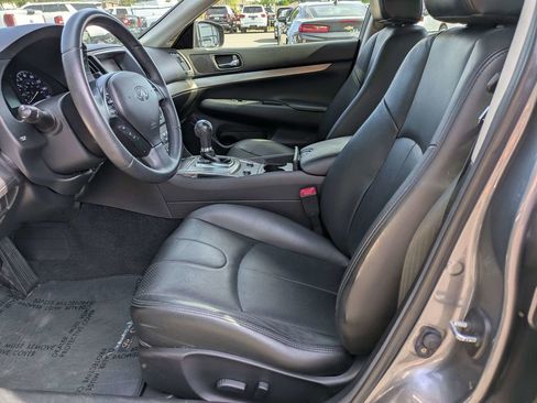 Used 2015 INFINITI Q40 w/ Navigation Package RWD image 19