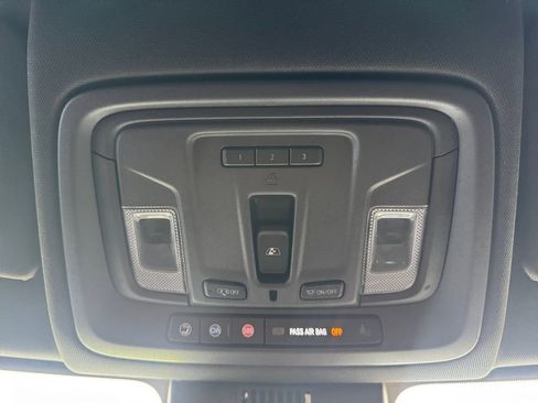 Used 2024 GMC Sierra 1500 AT4 w/ AT4 Premium Package image 26